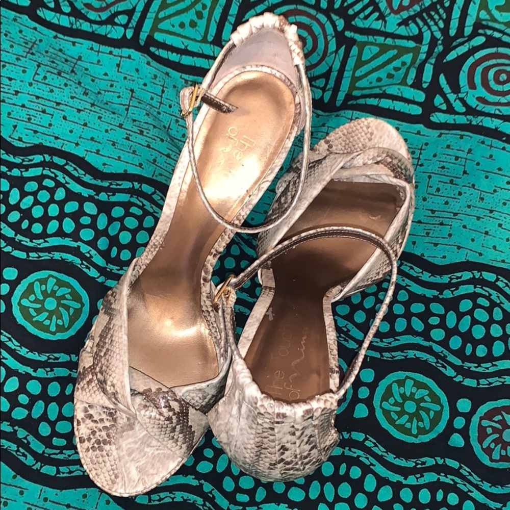Open toed heels